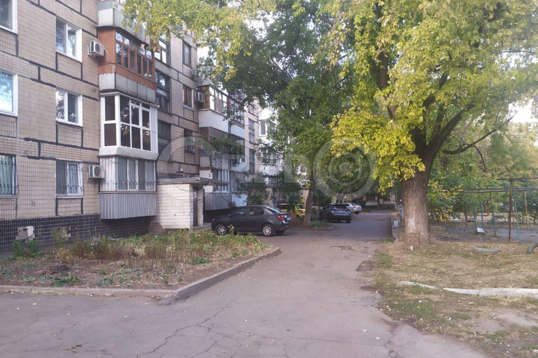 Продажа 3-комнатной квартиры 62.7 м², Ватутина ул.