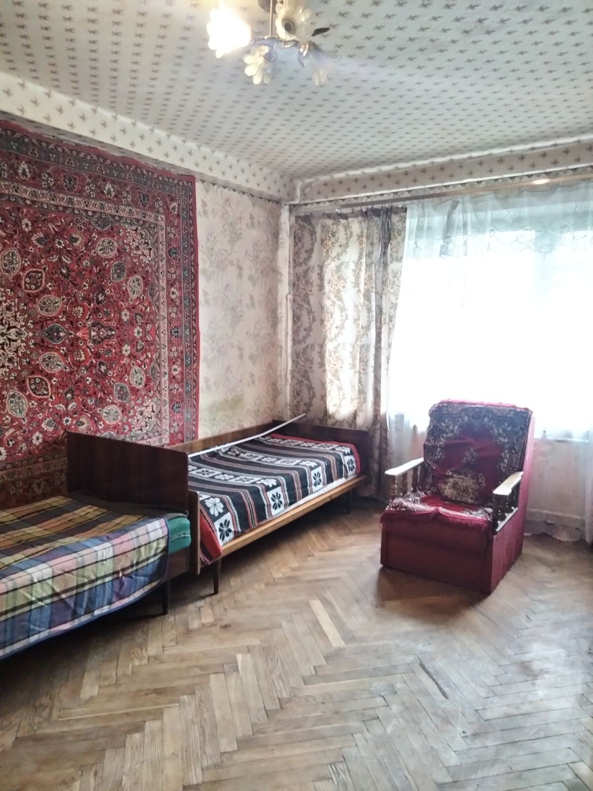 Оренда 2-кімнатної квартири 48 м², Будівельників вул., 12