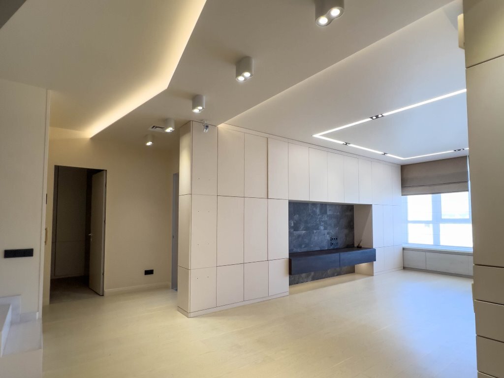 Продаж 5-кімнатної квартири 165 м², Маршала Конєва вул., 10/1