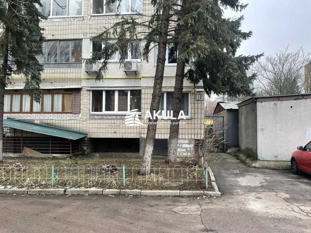 Продажа 3-комнатной квартиры 82 м², Ереванская ул.