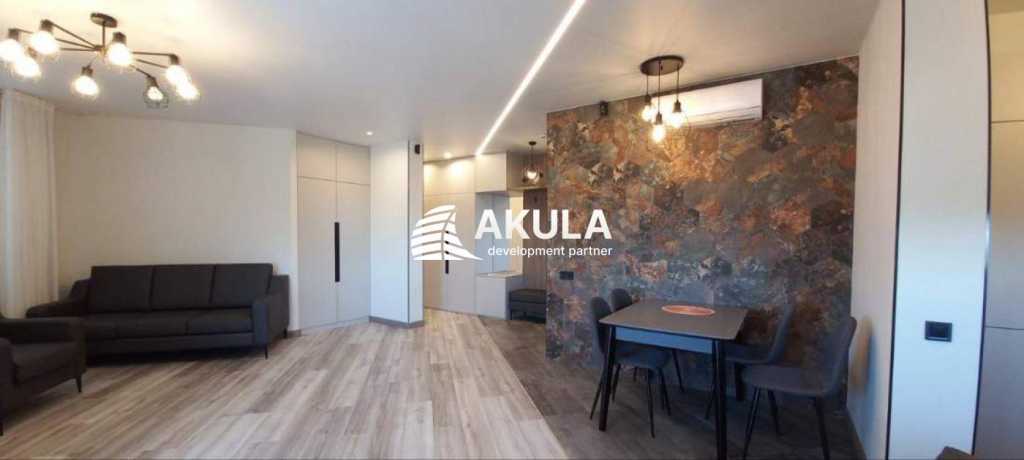 Продажа 2-комнатной квартиры 66 м², Берестейский