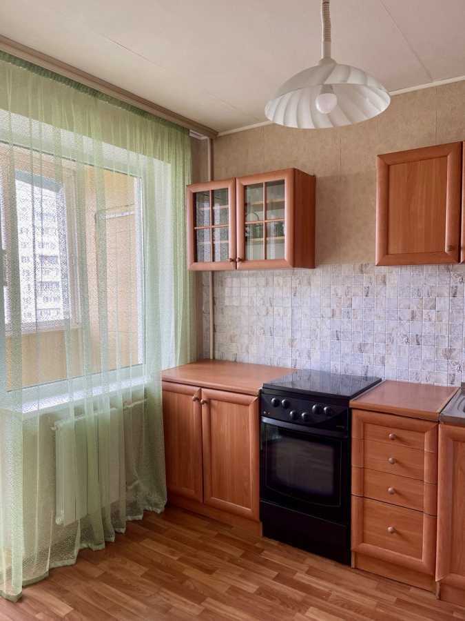 Продаж 1-кімнатної квартири 34 м², Приозерна вул., 4А