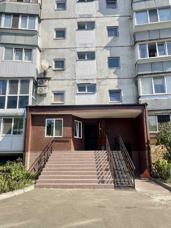 Продаж 1-кімнатної квартири 34 м², Приозерна вул., 4А