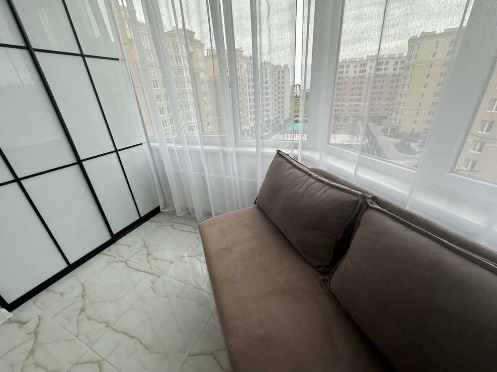 Продаж 1-кімнатної квартири 40 м², Зелена вул., 3