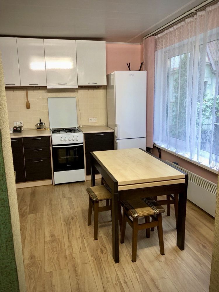 Оренда будинку 100 м²