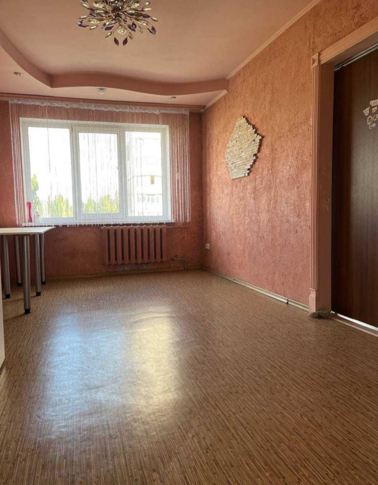 Продажа 3-комнатной квартиры 64 м², Добровольского просп.