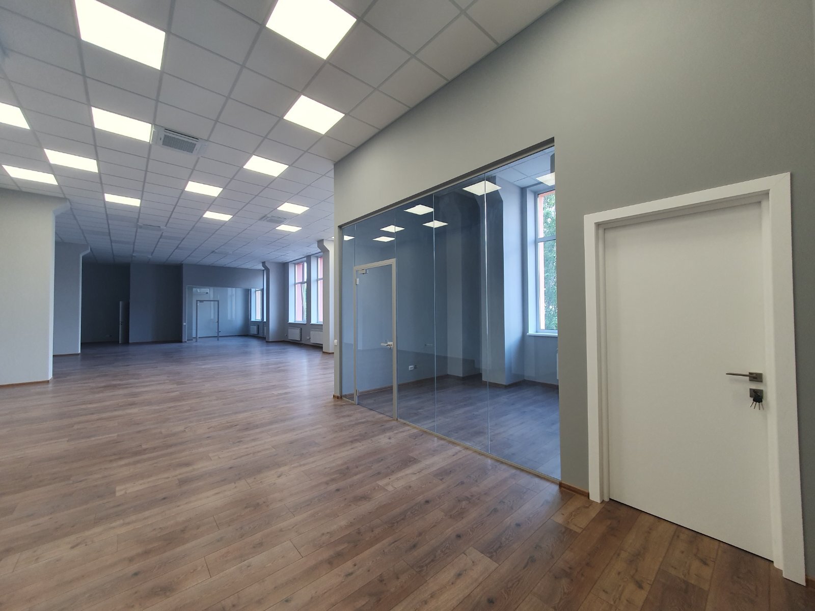 Оренда офісу 146 м², Глибочицька вул., 17