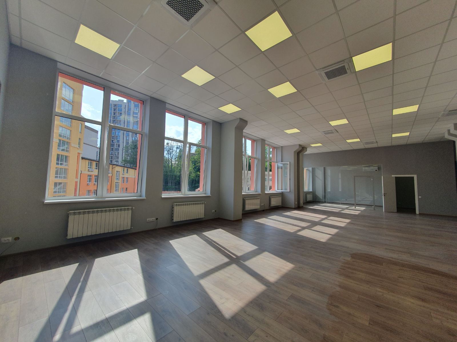 Оренда офісу 146 м², Глибочицька вул., 17