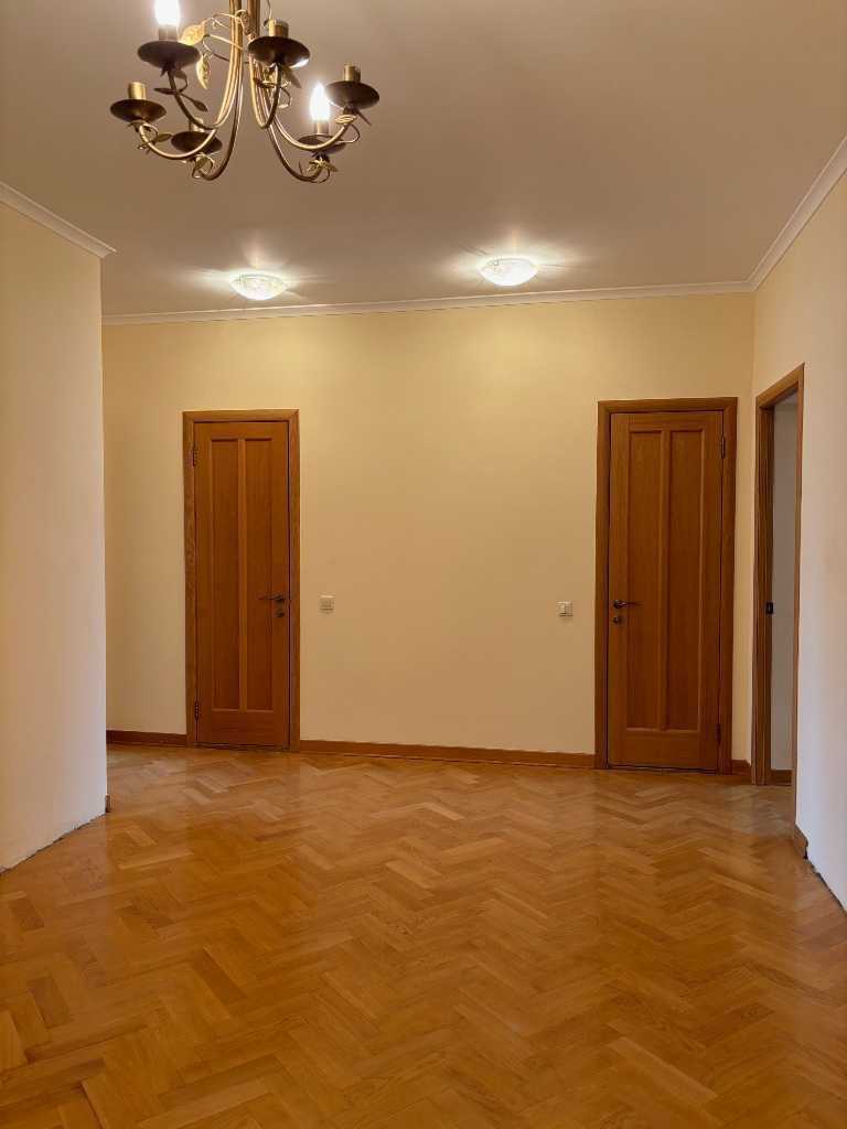 Продажа 3-комнатной квартиры 102 м², Ипсилантиевский пер., 5