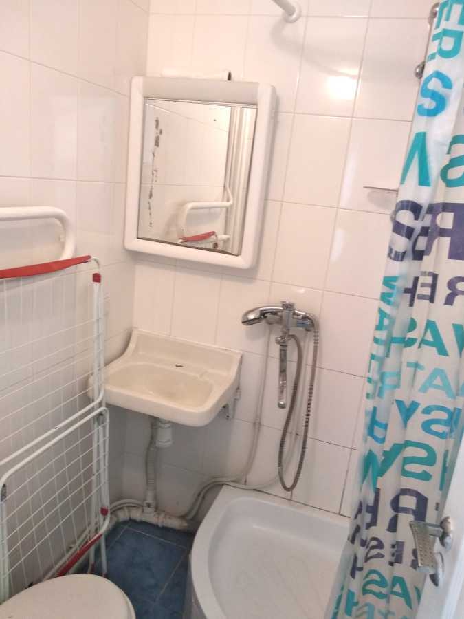 Продаж 2-кімнатної квартири 44 м², Братиславська вул., 20