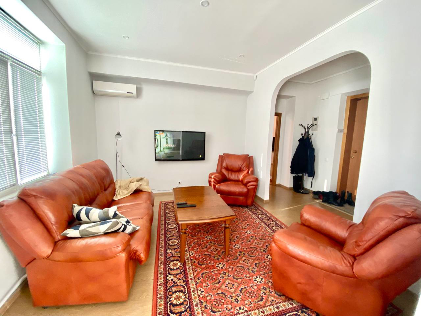 Продаж 2-кімнатної квартири 50 м², Мануйловський просп., 9