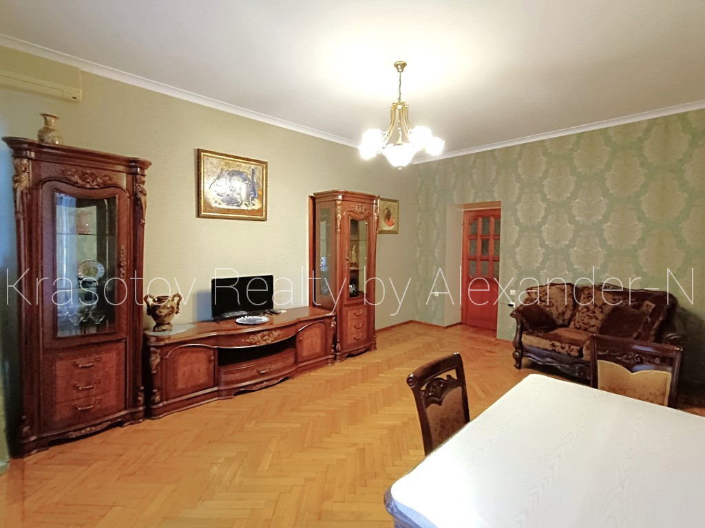 Оренда 3-кімнатної квартири 77 м², Дворянская вул., 6