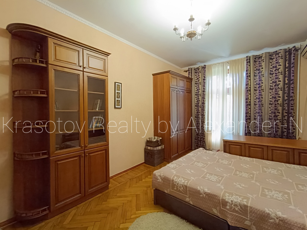 Оренда 3-кімнатної квартири 77 м², Дворянская вул., 6