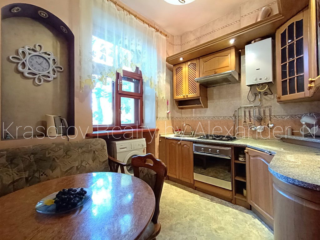Оренда 3-кімнатної квартири 77 м², Дворянская вул., 6