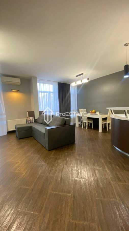 Продаж 3-кімнатної квартири 106 м², Регенераторна вул., 4, корпус 6