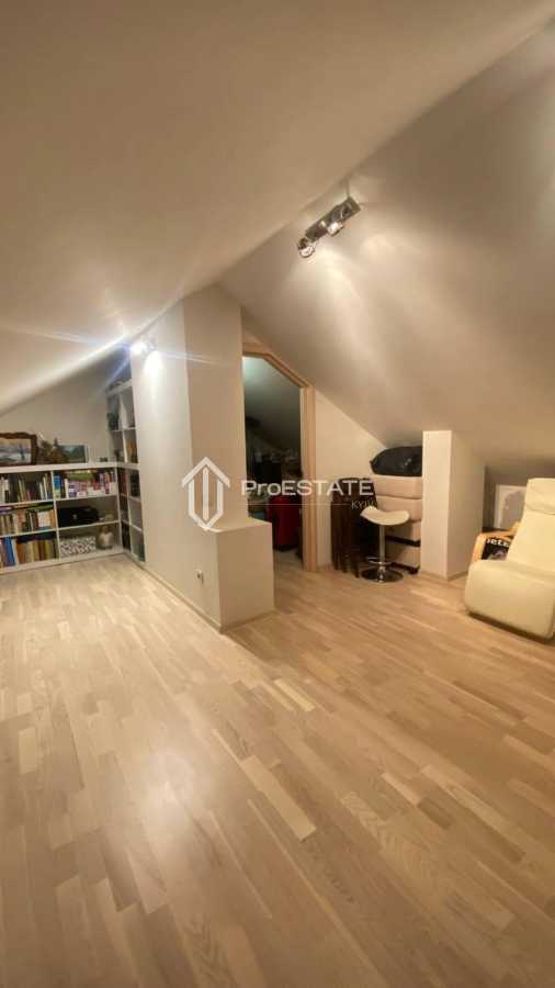 Продаж 3-кімнатної квартири 106 м², Регенераторна вул., 4, корпус 6