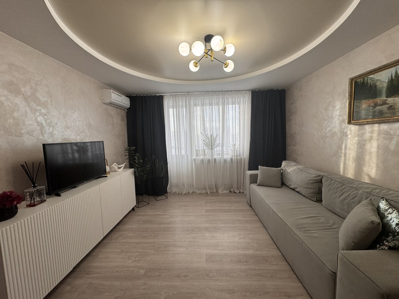 Продаж 3-кімнатної квартири 60 м², Калинова вул., 1