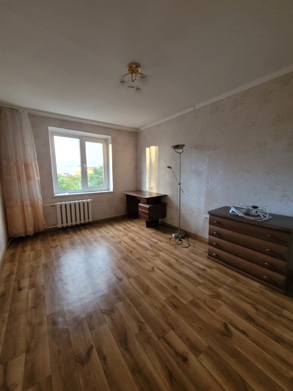 Продаж 3-кімнатної квартири 72 м², Бурштинова вул., 83