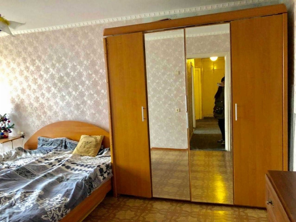 Продаж 2-кімнатної квартири 48 м², Тополь 1 вул.