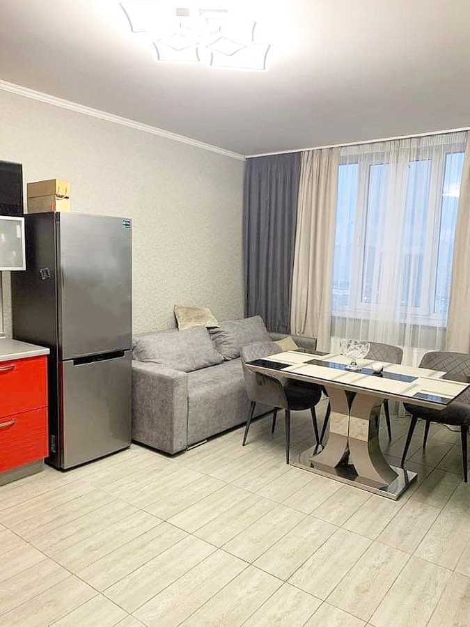 Продаж 2-кімнатної квартири 80 м², Завальна вул., 10г