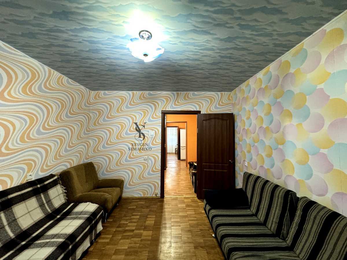 Продаж 3-кімнатної квартири 83 м², Бережанська вул., 24