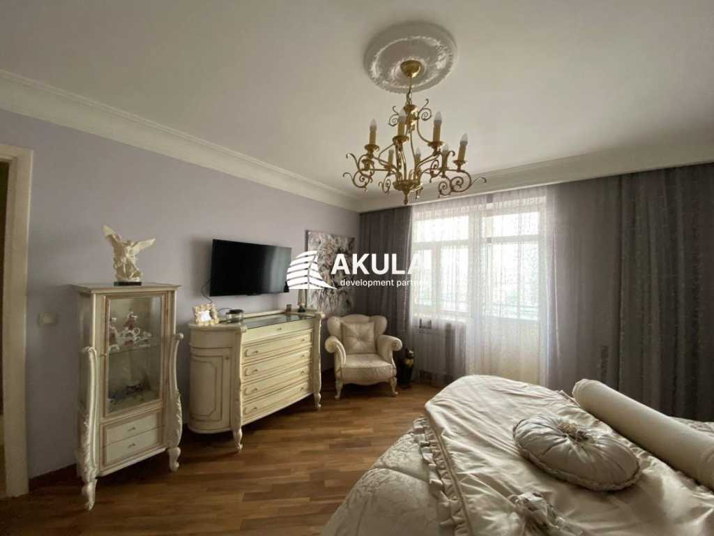 Продаж 3-кімнатної квартири 107.6 м², Ярославський пров.