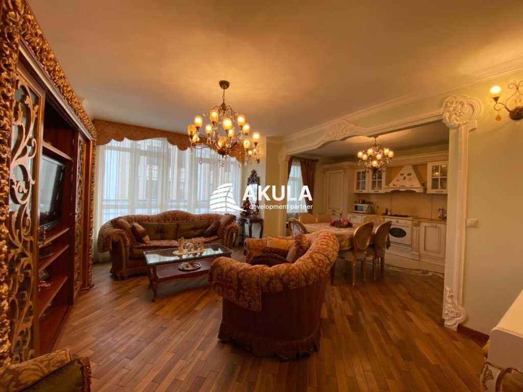 Продаж 3-кімнатної квартири 107.6 м², Ярославський пров.