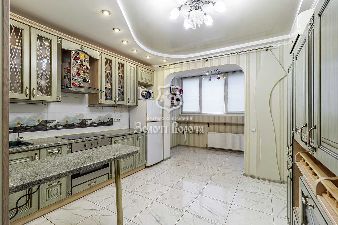 Продаж 1-кімнатної квартири 50 м², Краківська вул., 13В