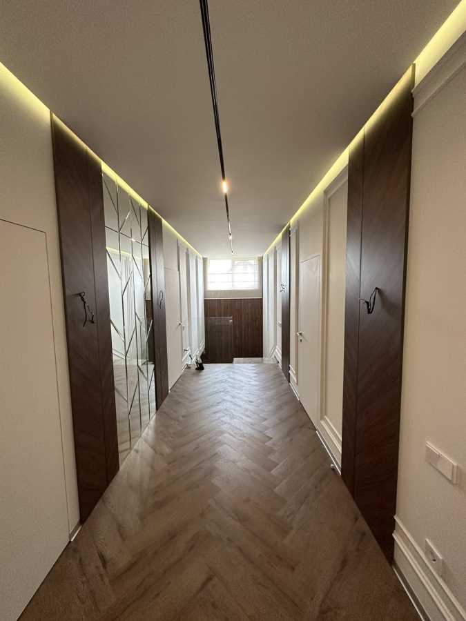 Продаж будинку 280 м², Лісова