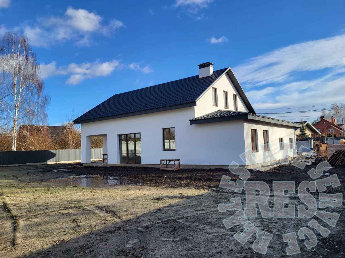 Продаж будинку 225 м², Розкішна