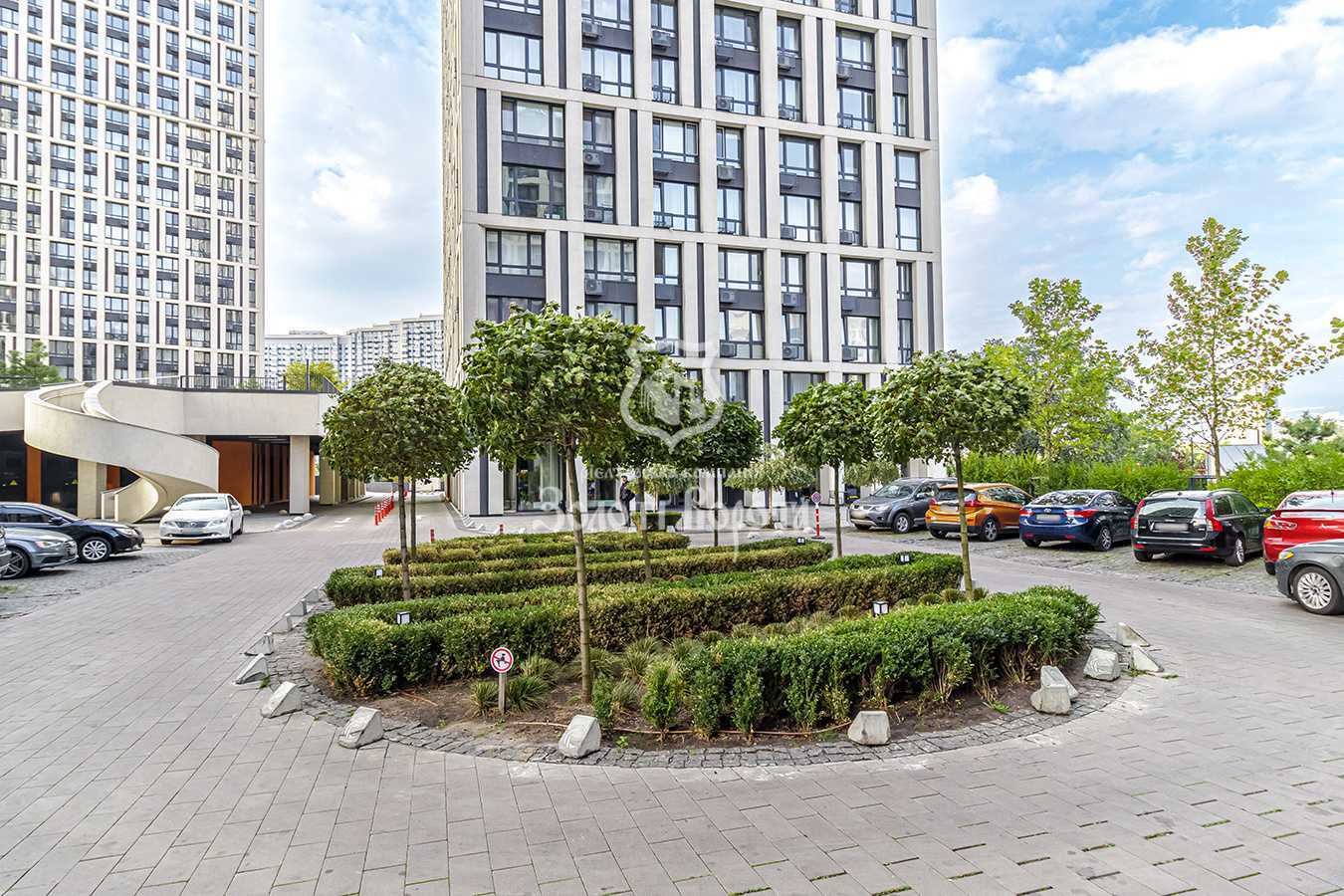 Продаж 3-кімнатної квартири 70 м², Зарічна вул., 4/2