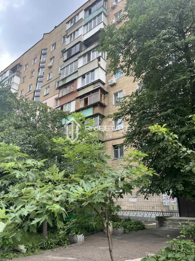 Продажа 2-комнатной квартиры 45 м², Краковская ул., 18