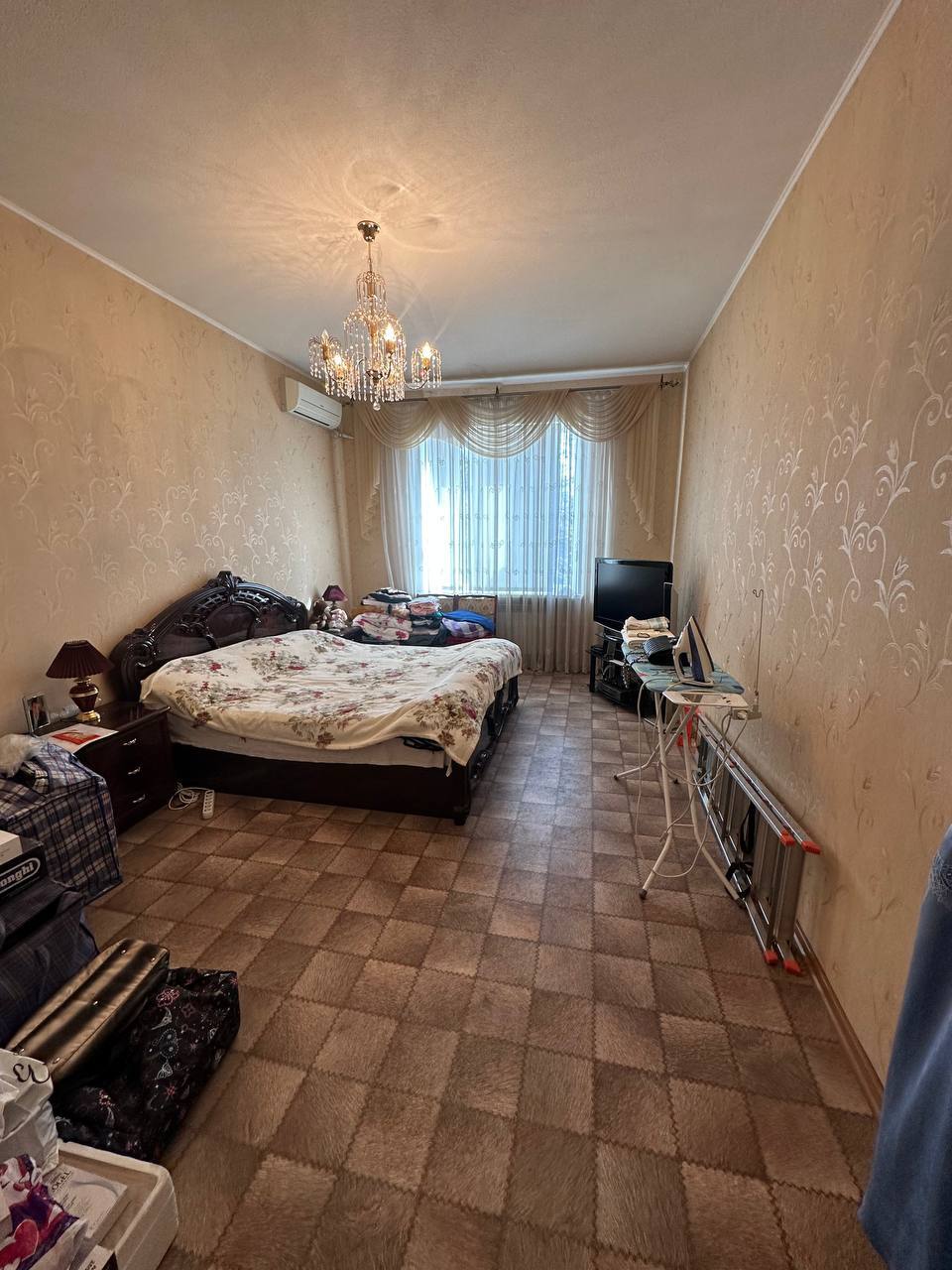 Продаж 2-кімнатної квартири 55 м², Панаса Мирного вул.