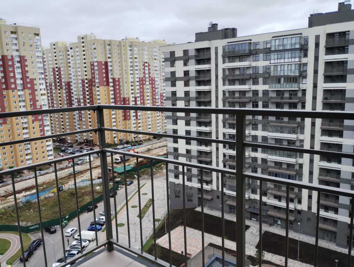 Продаж 2-кімнатної квартири 60 м², Олександра Олеся вул., 5