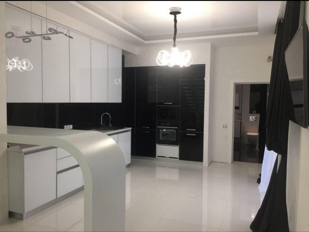 Оренда будинку 200 м², Алімпія Галіка (Малоземельна) вул.