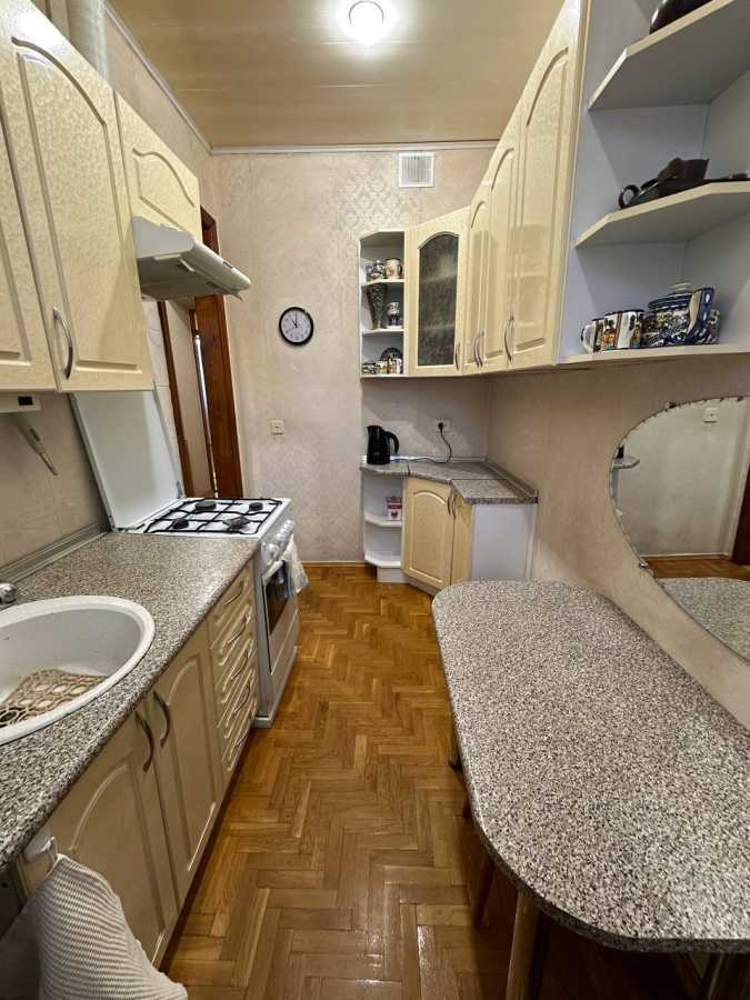 Продаж 2-кімнатної квартири 47 м², Володимира Вернадського вул.