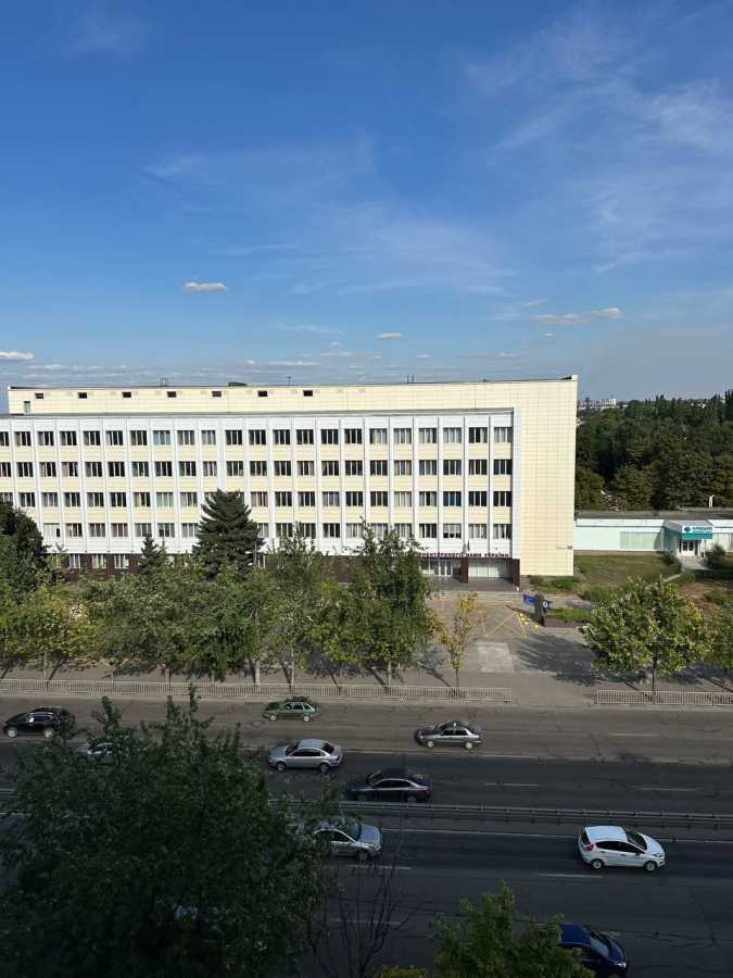 Продаж 2-кімнатної квартири 45 м², Слобожанський просп., 115