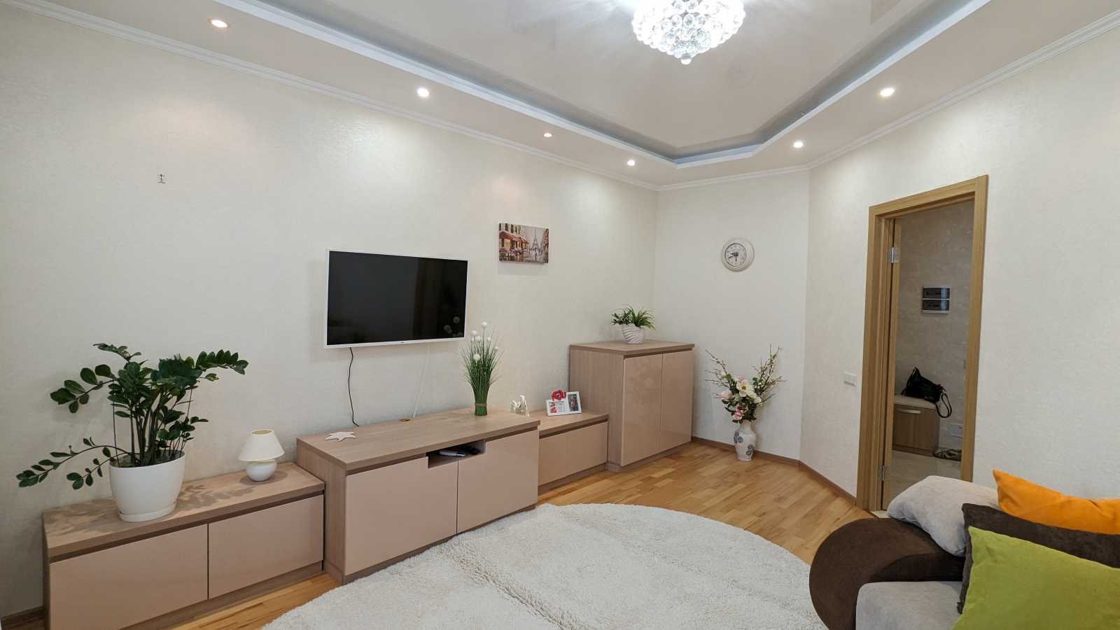 Аренда 1-комнатной квартиры 52 м², Степана Ковнира ул., Рудницкого, 5