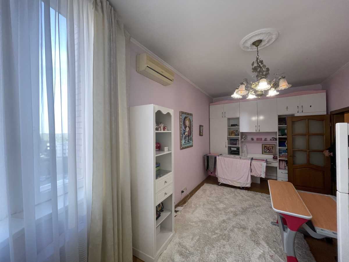 Аренда 3-комнатной квартиры 116 м², Героев Сталинграда просп., 10А К1