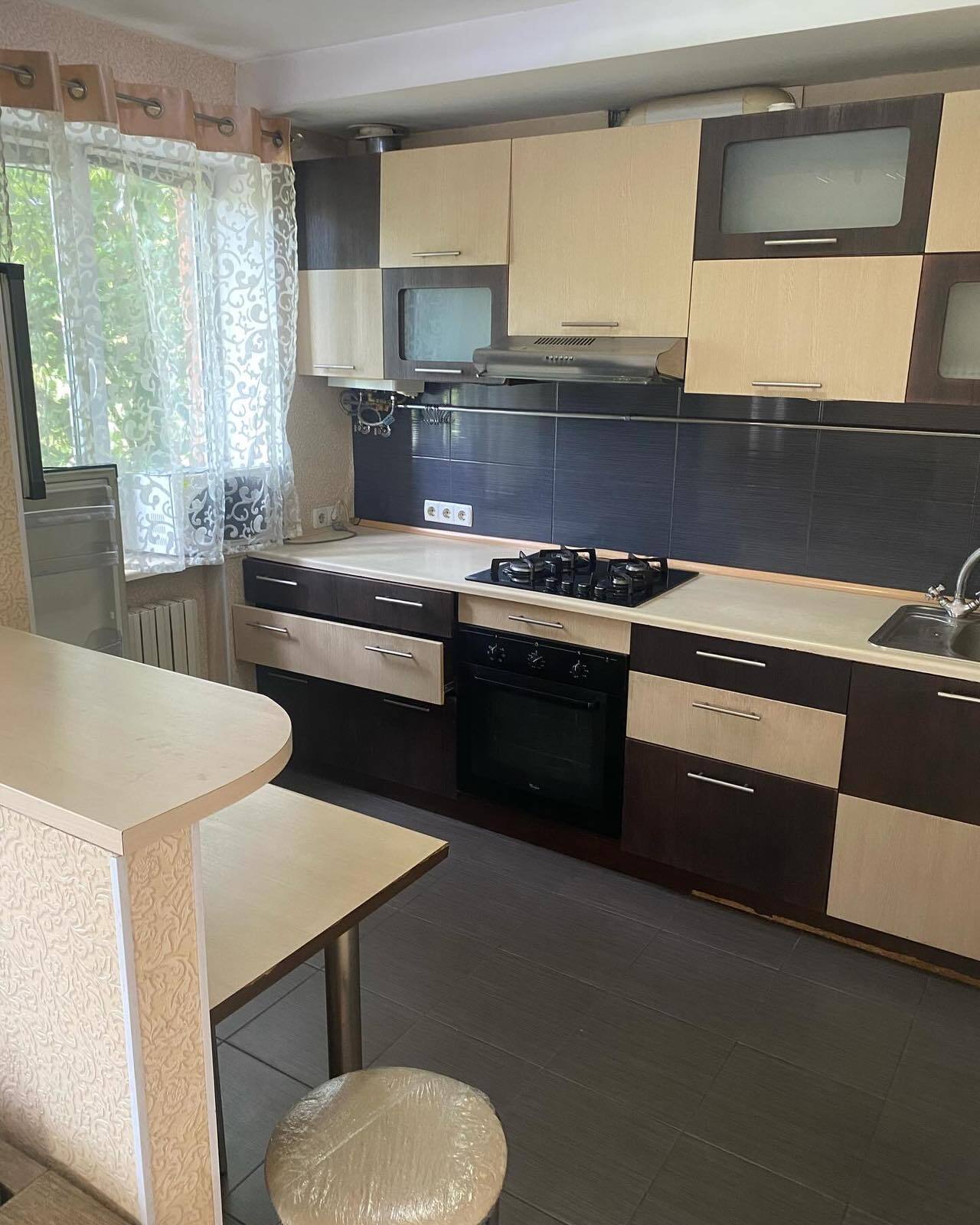 Продажа 2-комнатной квартиры 48 м², Александра Поля просп., 50