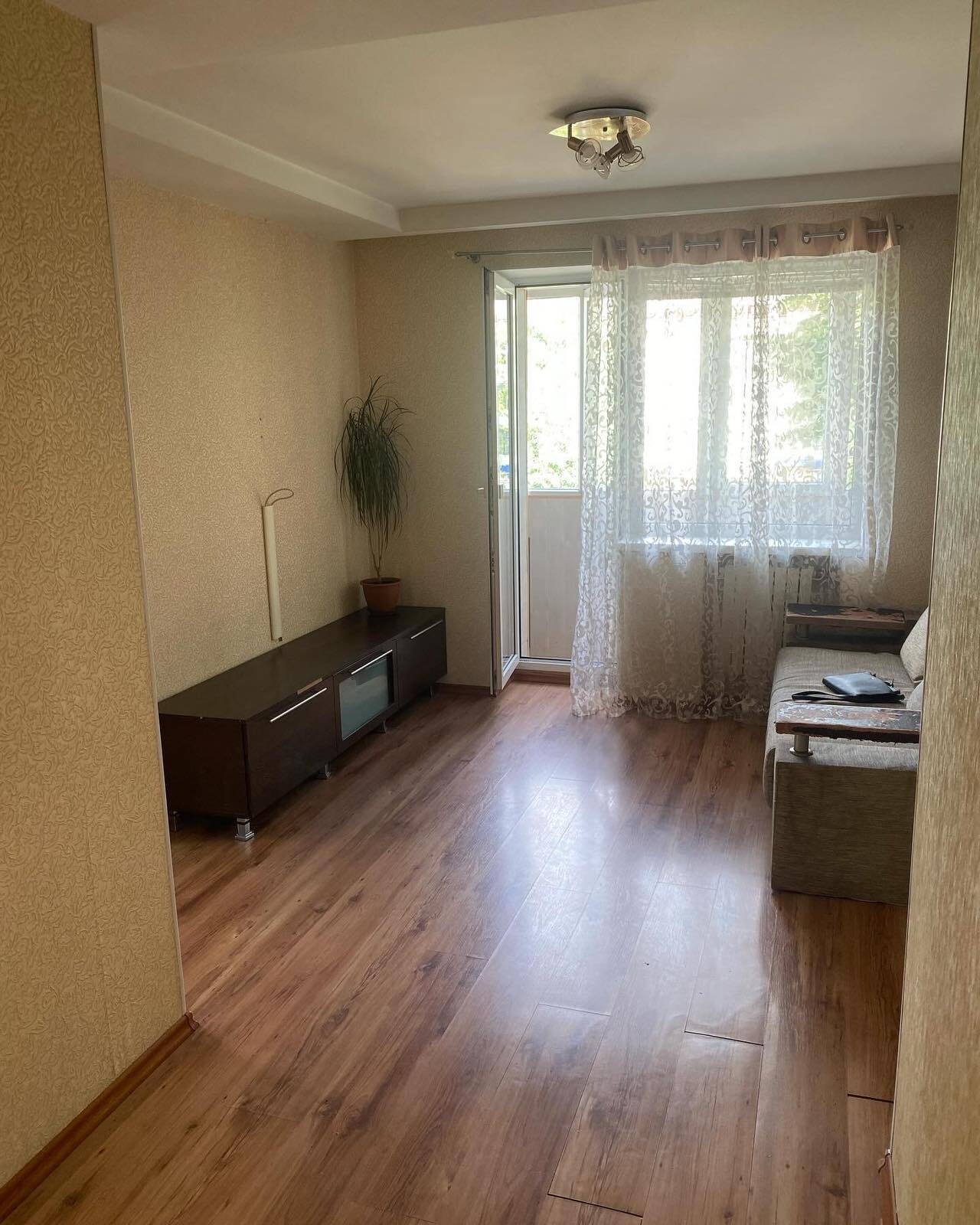 Продажа 2-комнатной квартиры 48 м², Александра Поля просп., 50