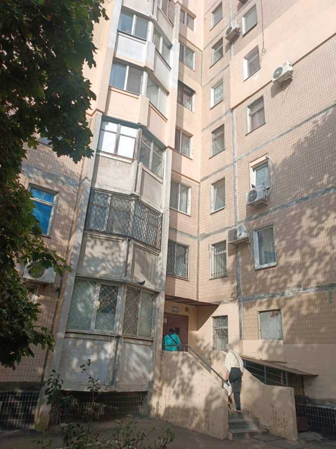 Продаж 2-кімнатної квартири 54 м², Академіка Глушко просп.