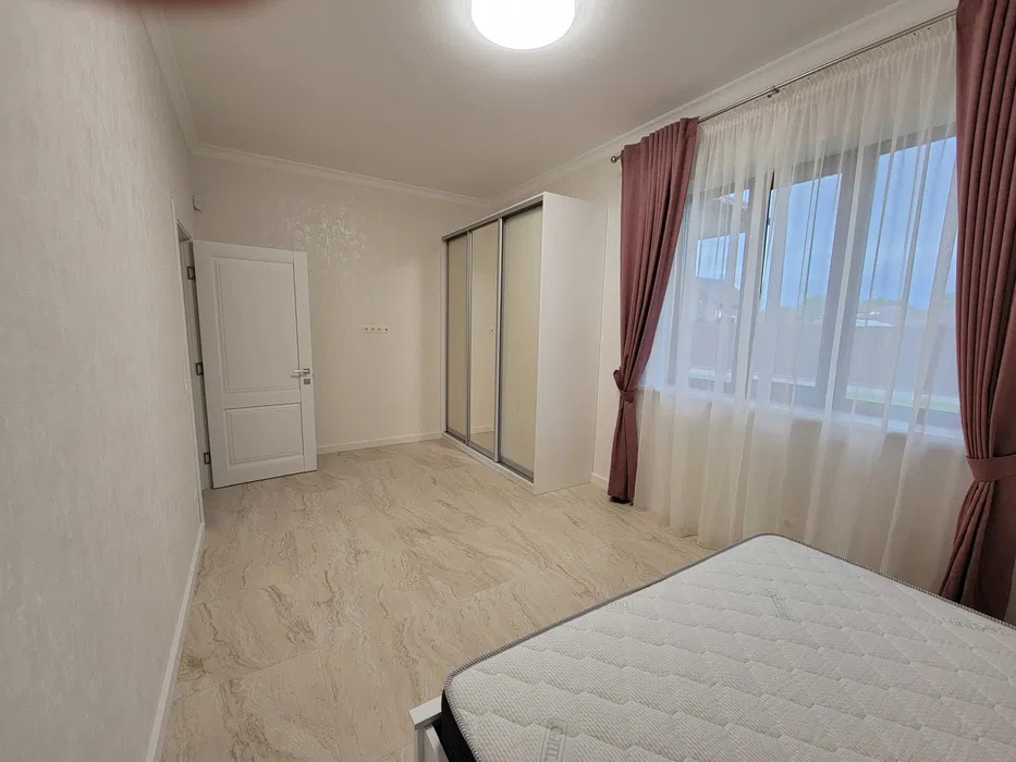 Оренда котеджу 170 м²