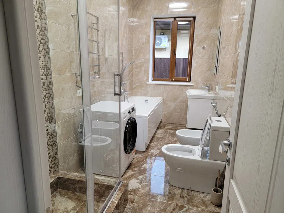 Оренда котеджу 170 м²
