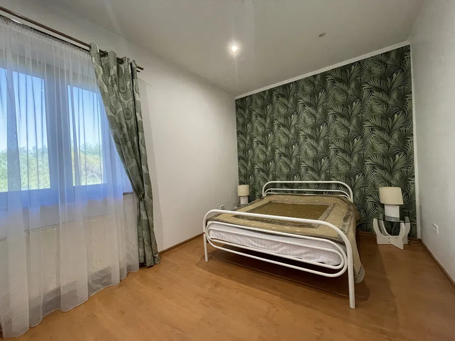 Оренда будинку 360 м²