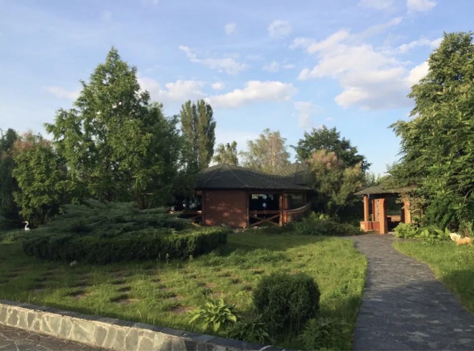 Оренда будинку 360 м²