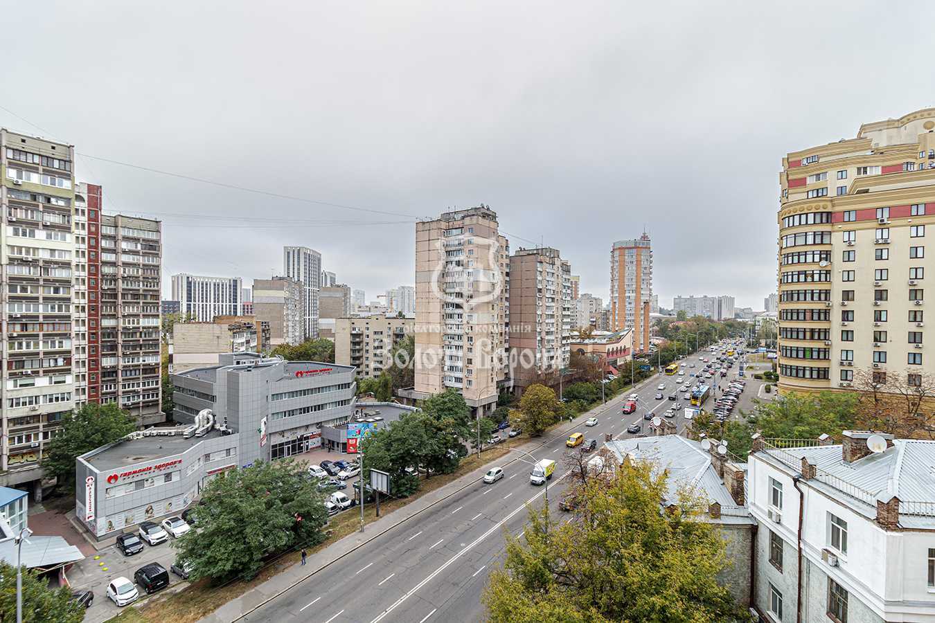 Продажа 3-комнатной квартиры 90 м², Вячеслава Черновола ул., 29А