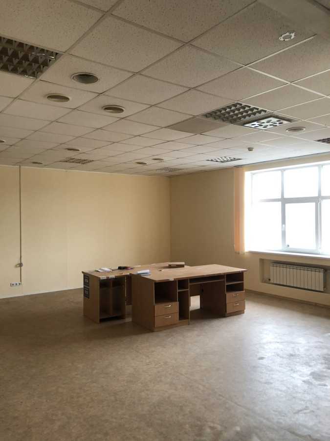 Оренда офісу 240 м², Новокостянтинівська вул., 1