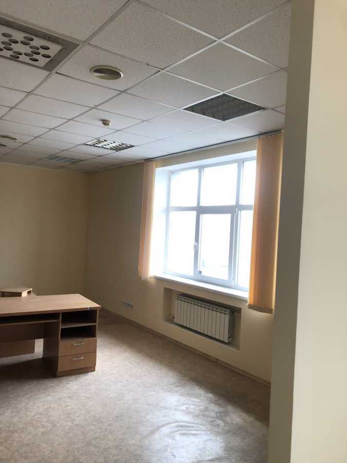 Оренда офісу 240 м², Новокостянтинівська вул., 1