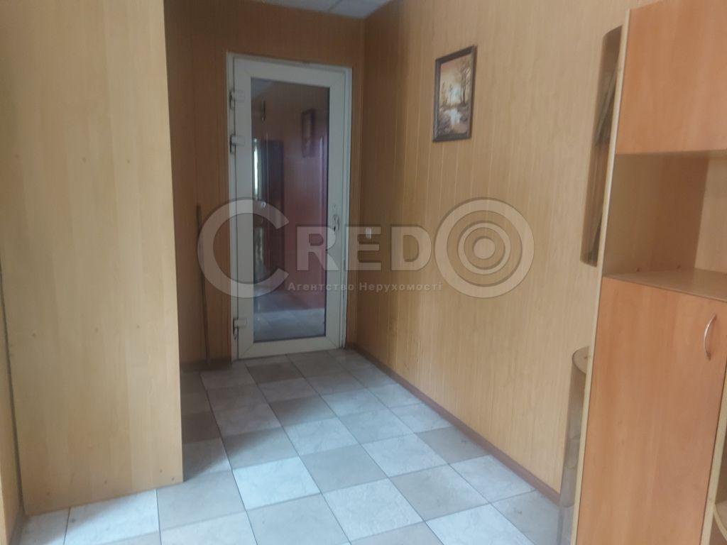 Продажа сто 1700 м², Леонида Бородича ул.